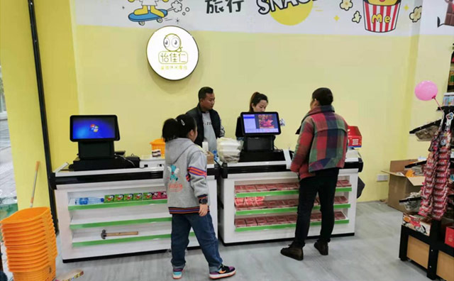 適合于用戶的消費(fèi)方式，怡佳仁零食店加盟品牌快速發(fā)展