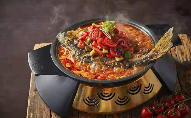 開一個(gè)傳統(tǒng)烤魚飯店行嗎，做好這些還是可行的