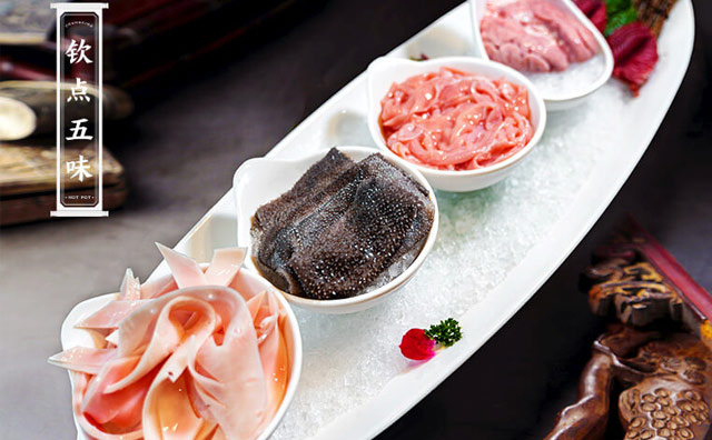 丹東開火鍋加盟店，如何規(guī)劃門頭形象？