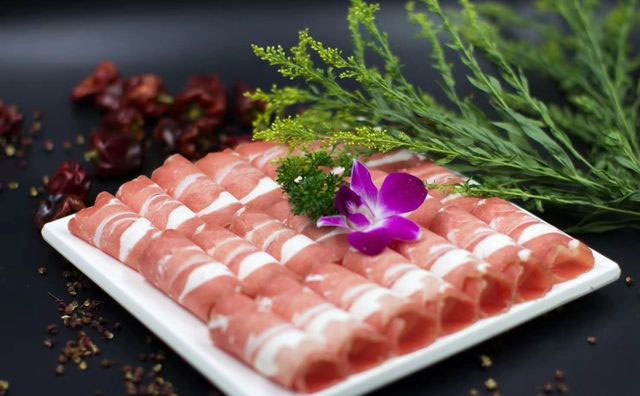 目前投資一站式食材便利店的發(fā)展前景好不好？