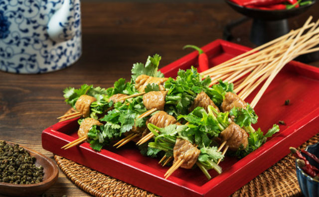 串串香店開在小區(qū)好做嗎，幾點(diǎn)注意事項(xiàng)你得了解