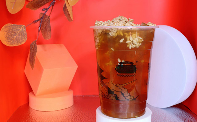 奶茶店怎么吸引學(xué)生，這三點(diǎn)必須做到位