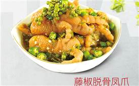 菊花開(kāi)手撕藤椒雞怎么做，菊花開(kāi)手撕藤椒雞做法技巧都在這里